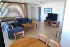 sunshine-coast-three-bedroom-ocean-view-apartment3