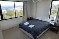 sunshine-coast-three-bedroom-ocean-view-apartment6