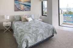 burgess_3_bedroom_3_queen_ocean_view-3-scaled