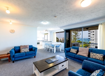 kings-beach-holiday-apartments-02