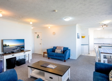 kings-beach-holiday-apartments-07